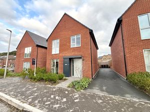 Crossland Gardens Rossmore